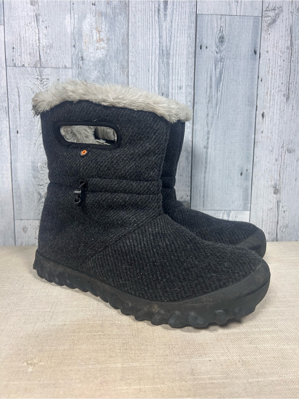 BOGS Wool Winter Boots Womens 9 Black Faux Fur Lined Cozy Snow Cabin Après Ski